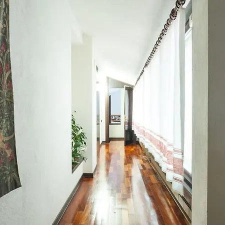 Villa Marchetti Straini