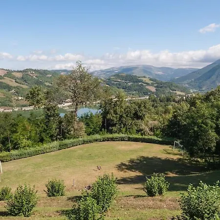 Marchetti Straini Villa Pievebovigliana