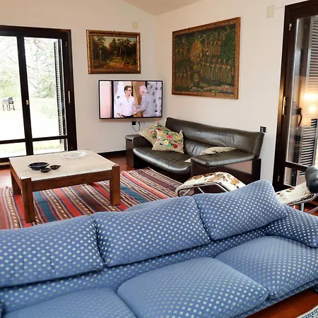 Villa Marchetti Straini Pievebovigliana