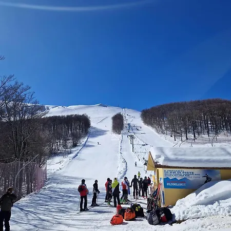 Marchetti Straini Villa Pievebovigliana