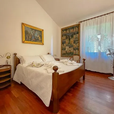 Marchetti Straini Villa Pievebovigliana