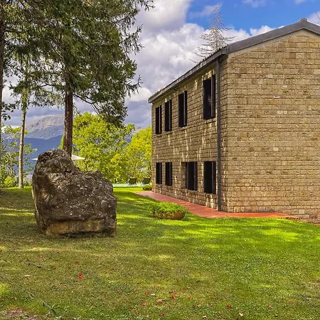 Marchetti Straini Villa