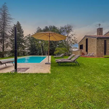 Marchetti Straini Villa *