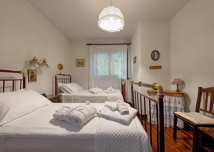 Villa Marchetti Straini *