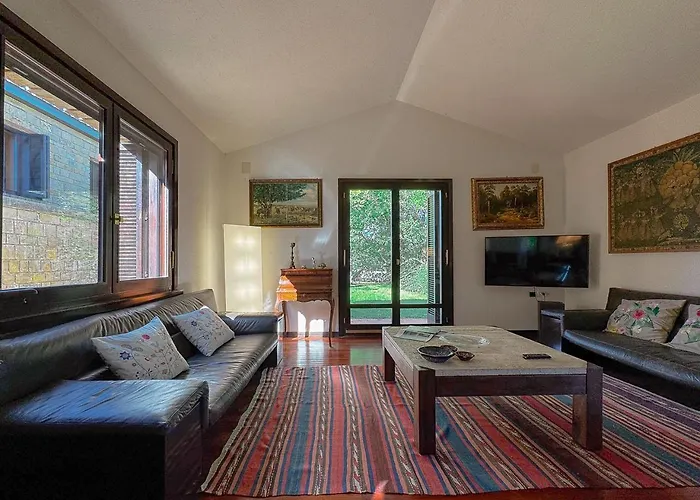 Marchetti Straini Villa *