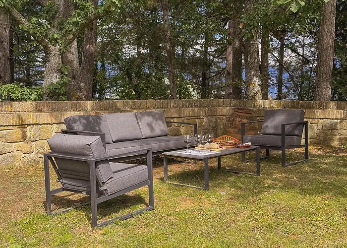 Villa Marchetti Straini *