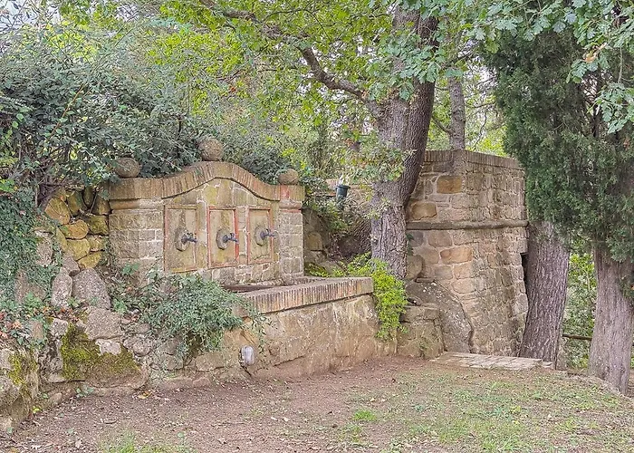 Marchetti Straini Villa *